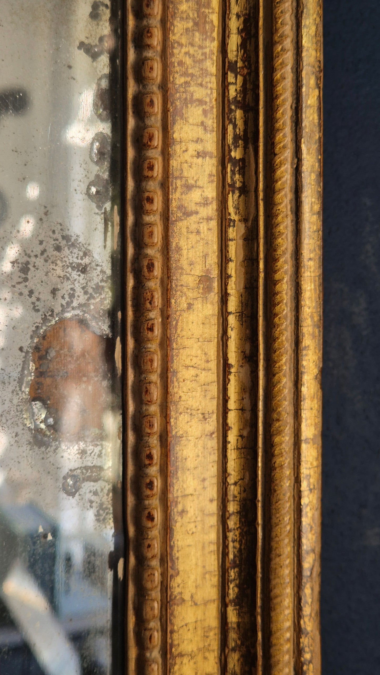 Specchio Antico al Mercurio con Cornice Dorata | prima metà '800