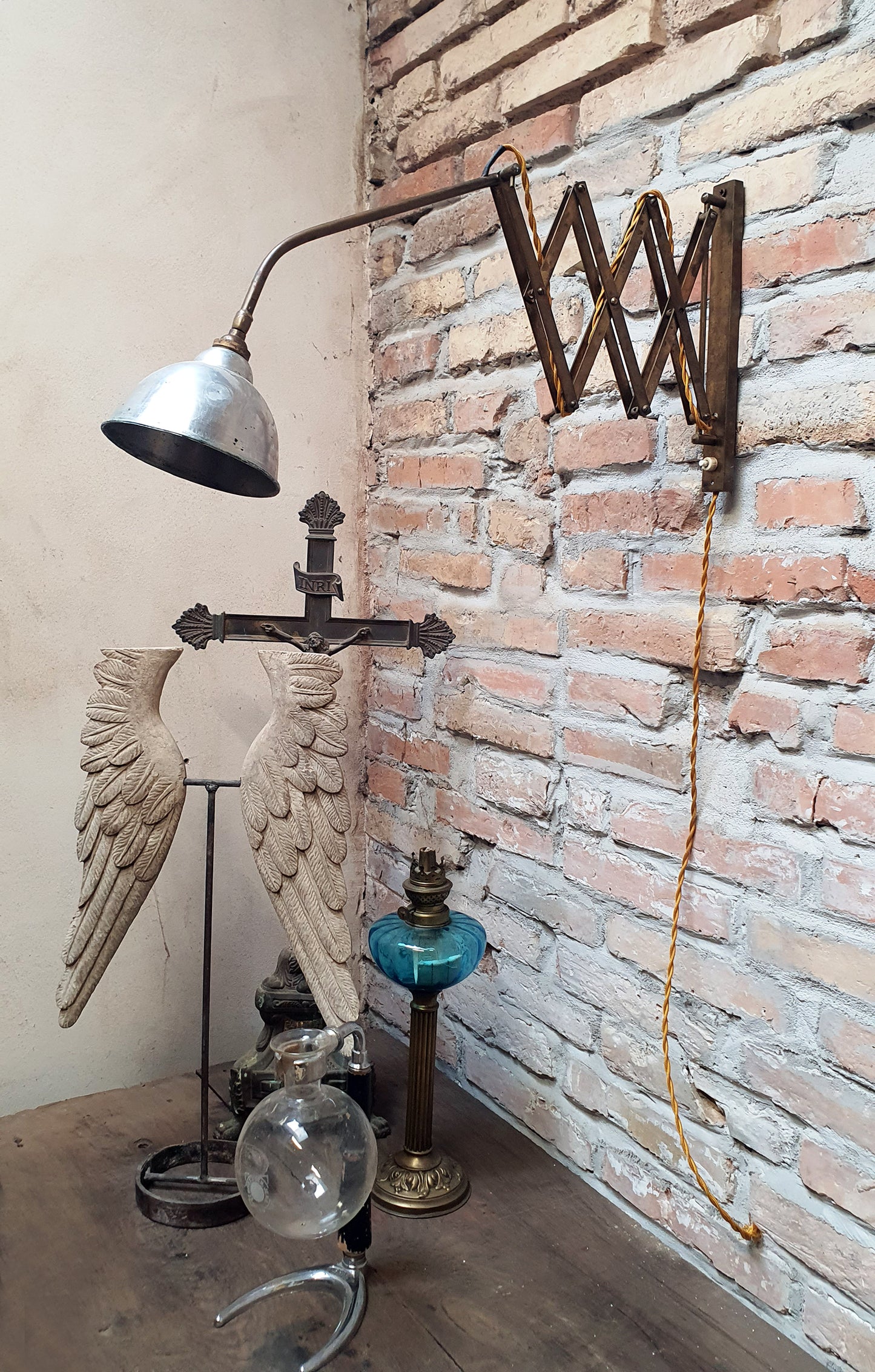 Lampada Vintage | Industriale con Braccio a Fisarmonica in Ottone