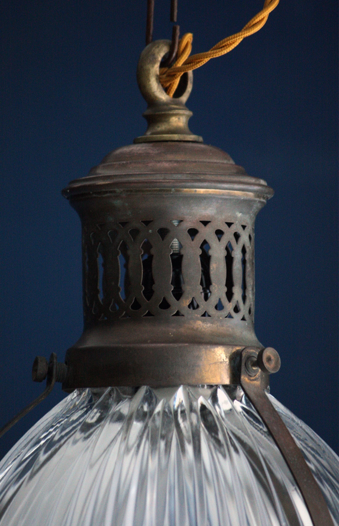 Lampada a sospensione 'Art Nouveau' di Holophane | primi '900