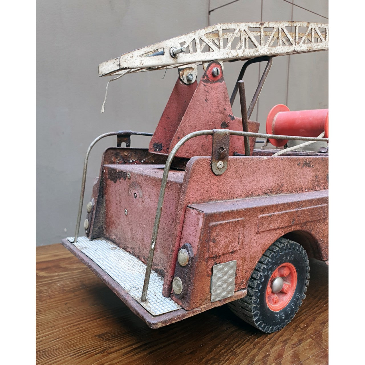 Giocattolo Vintage in Metallo | Camionetta dei Pompieri