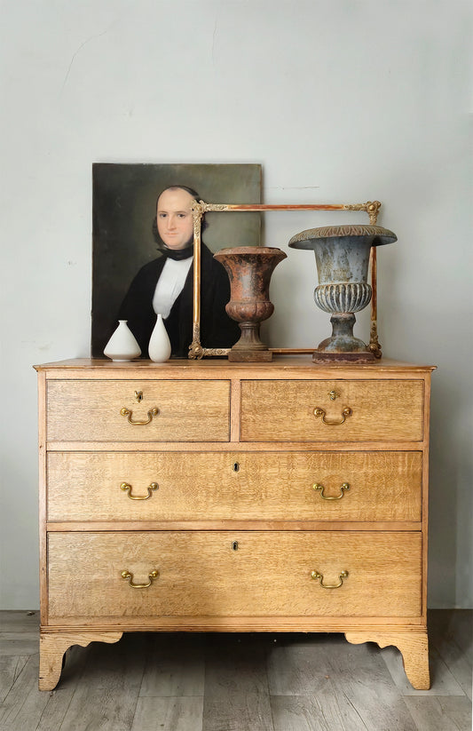 Cassettiera Antica in Rovere | Uk, metà '800