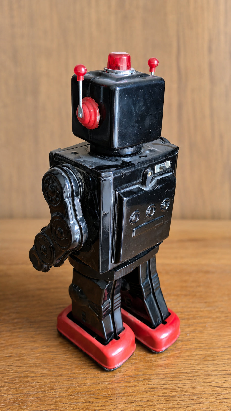 Space Walk Man ME 100 – Robot vintage in latta con scatola originale